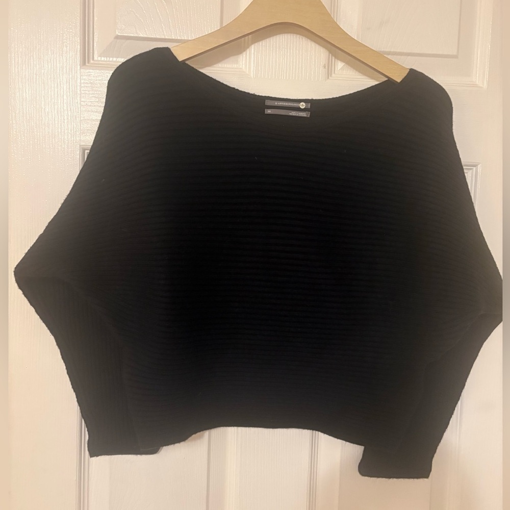 ANTHROPOLOGIE BLACK SWEATER